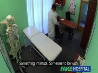 fakehospital Ärzte Hahn Abflüsse sexy Studenten Depressionen während der Beratung