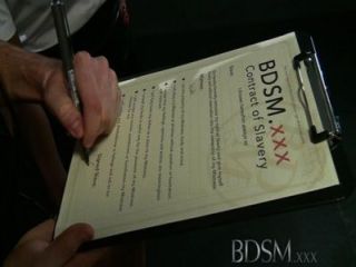 bdsm xxx caged Sklavenjungen bekommt hardcore Behandlung von seinem mächtigen und geil Herrin