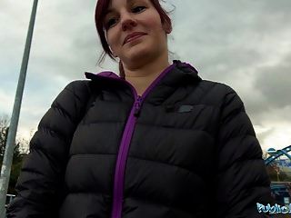 Public Agent Massage Promo Babe von hinten gefickt